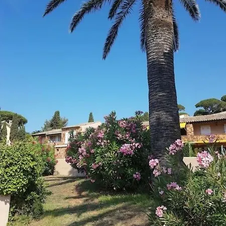 Superbe Vue En Bord De Mer Et Piscine * Sainte-Maxime