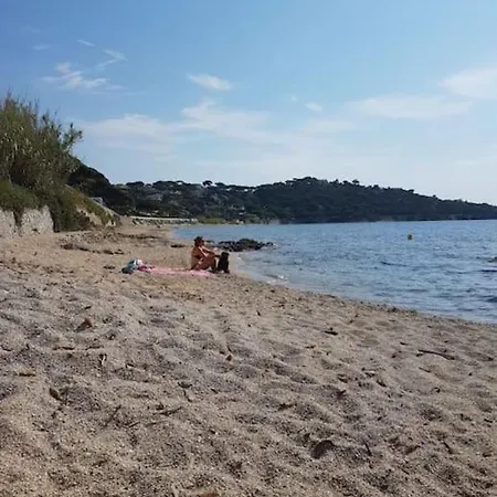 Superbe Vue En Bord De Mer Et Piscine Sainte-Maxime